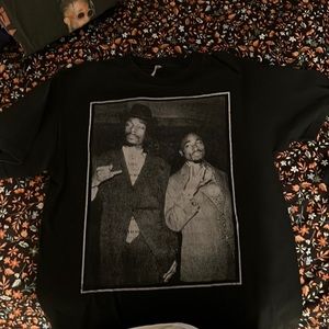 Tupac and snoop dog shirt